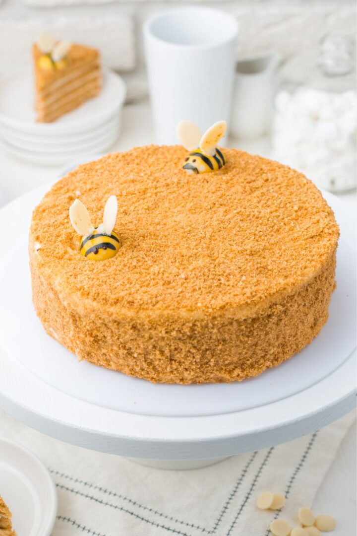 SUBSTITUTE FOR HONEY IN BAKING (+ CONVERSION CHART!) - Delciously Nikki