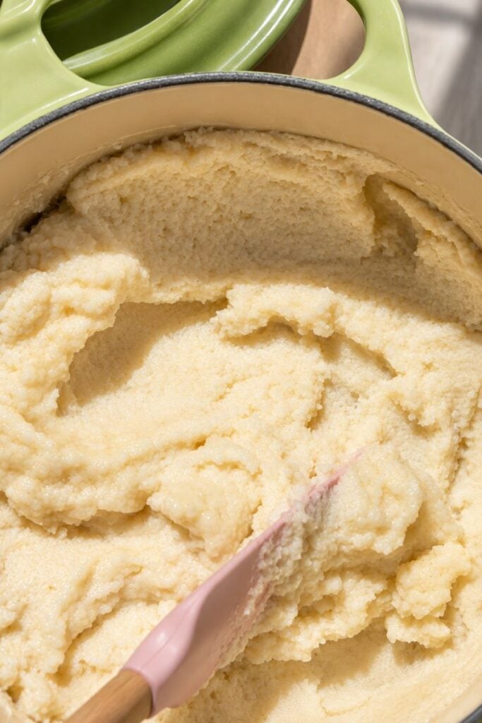 Cooked semolina. 